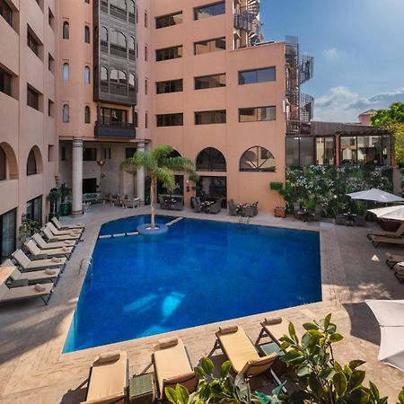 Hivernage Hotel & Spa Marraquexe Exterior foto The swimming pool at the hotel